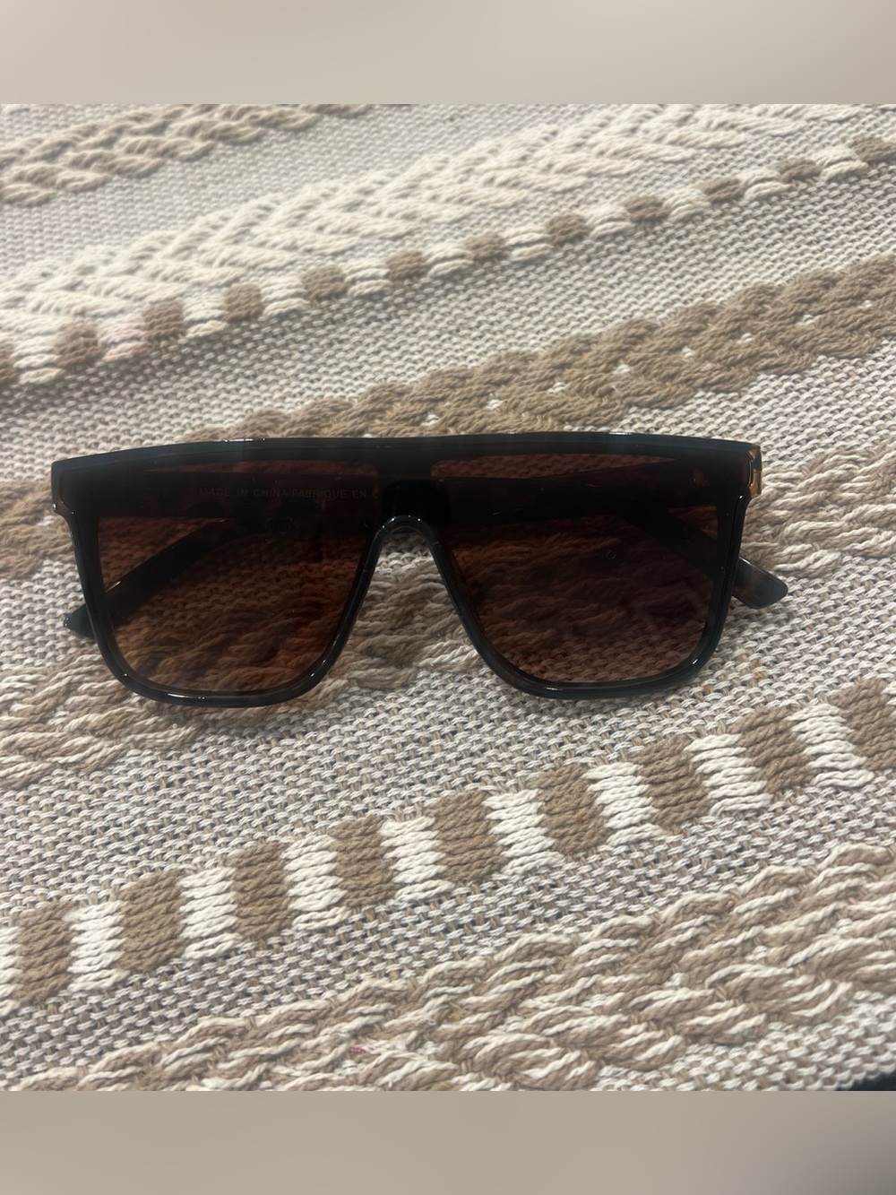 House of Harlow sunglasses